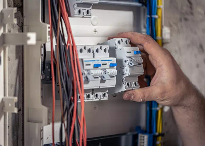 Impianti e quadri elettrici per automazione Verona